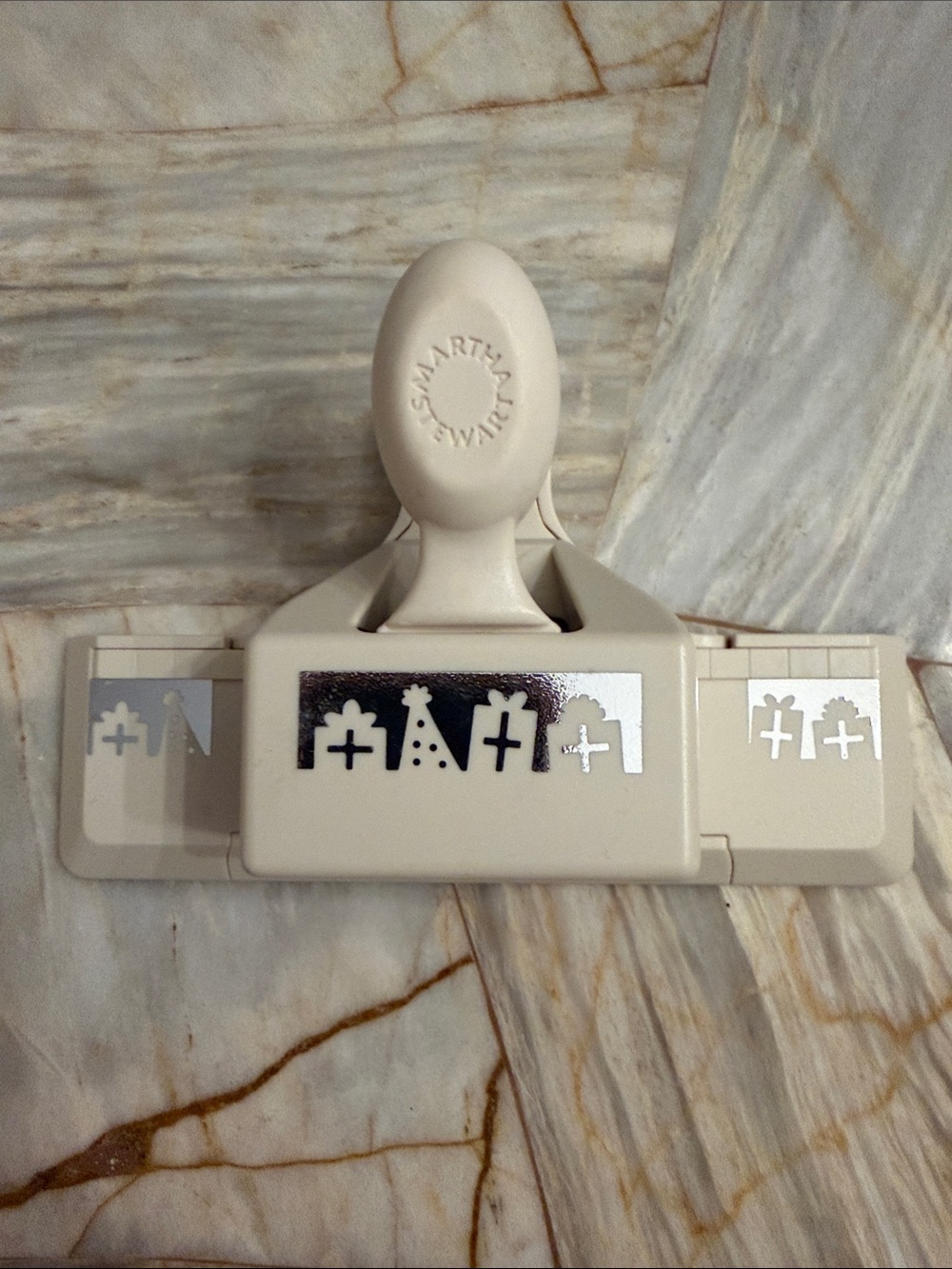 Martha Stewart Paper Punch Border Birthday Presents & Party Hats